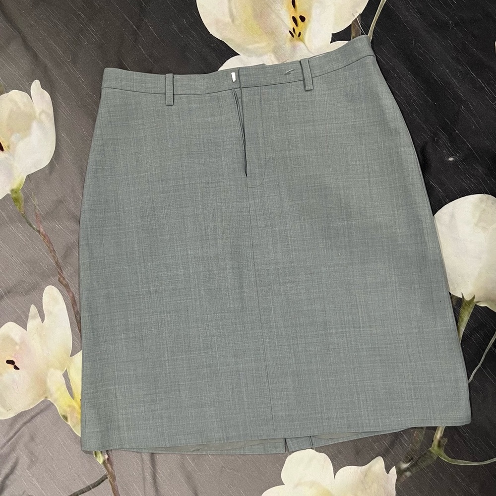 Gray Gap Skirt